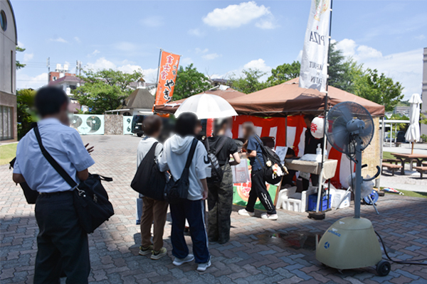 Photo13
